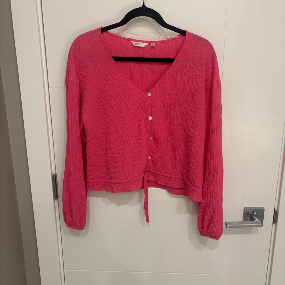 Reitmans Signature Pink Textured V-Neck Top